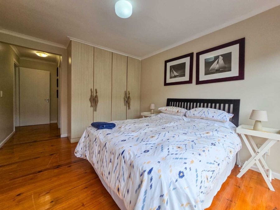 6 Bedroom Property for Sale in Nature On Sea Western Cape